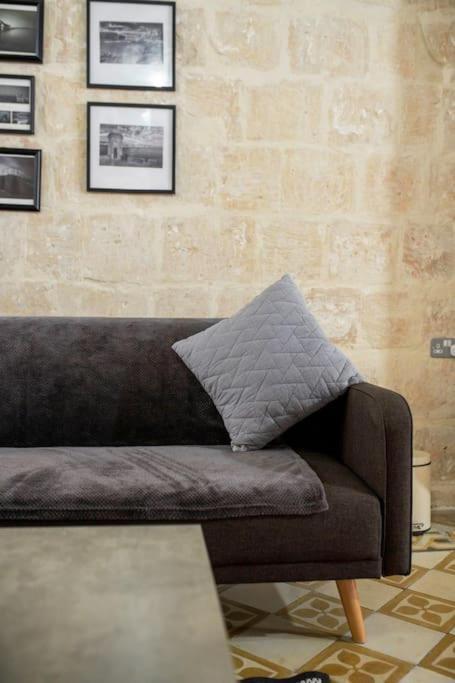 Chic, Stylish & Spacious Flat In Central 瓦莱塔 外观 照片