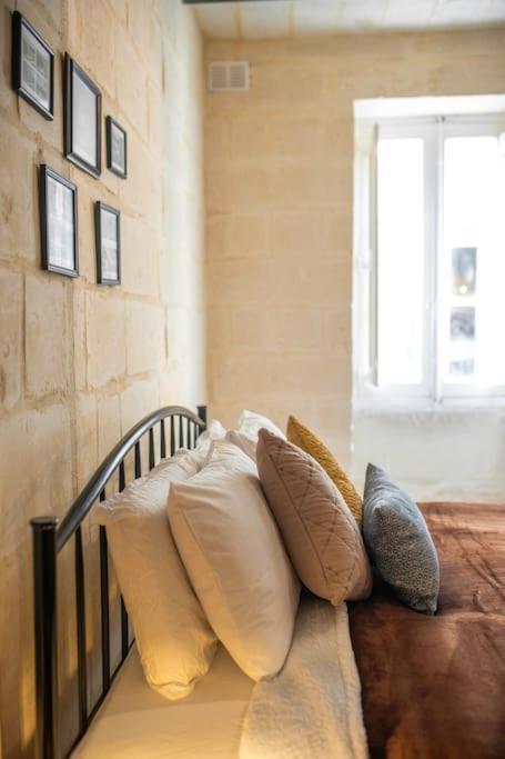Chic, Stylish & Spacious Flat In Central 瓦莱塔 外观 照片