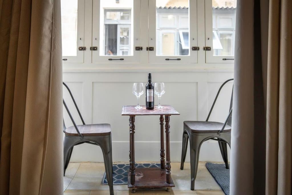 Chic, Stylish & Spacious Flat In Central 瓦莱塔 外观 照片