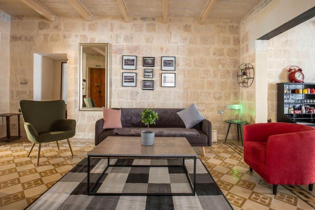 Chic, Stylish & Spacious Flat In Central 瓦莱塔 外观 照片