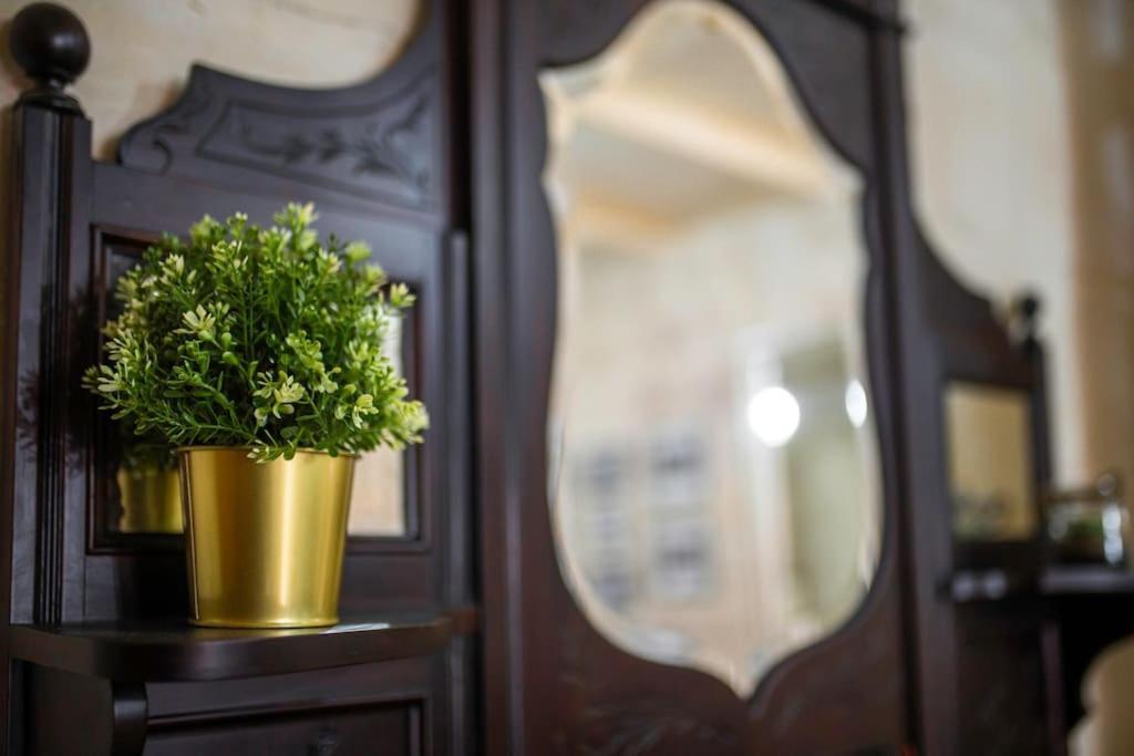 Chic, Stylish & Spacious Flat In Central 瓦莱塔 外观 照片