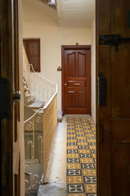 Chic, Stylish & Spacious Flat In Central 瓦莱塔 外观 照片
